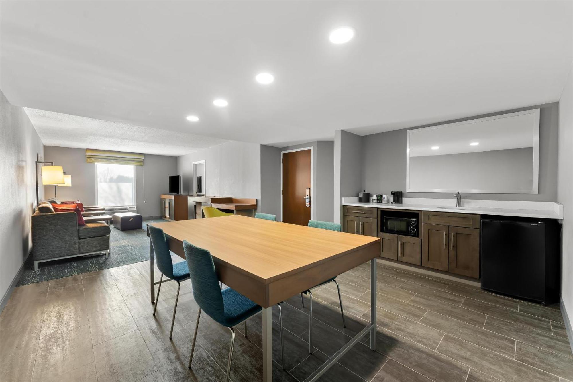 Hampton Inn & Suites Newtown Yardley Ngoại thất bức ảnh