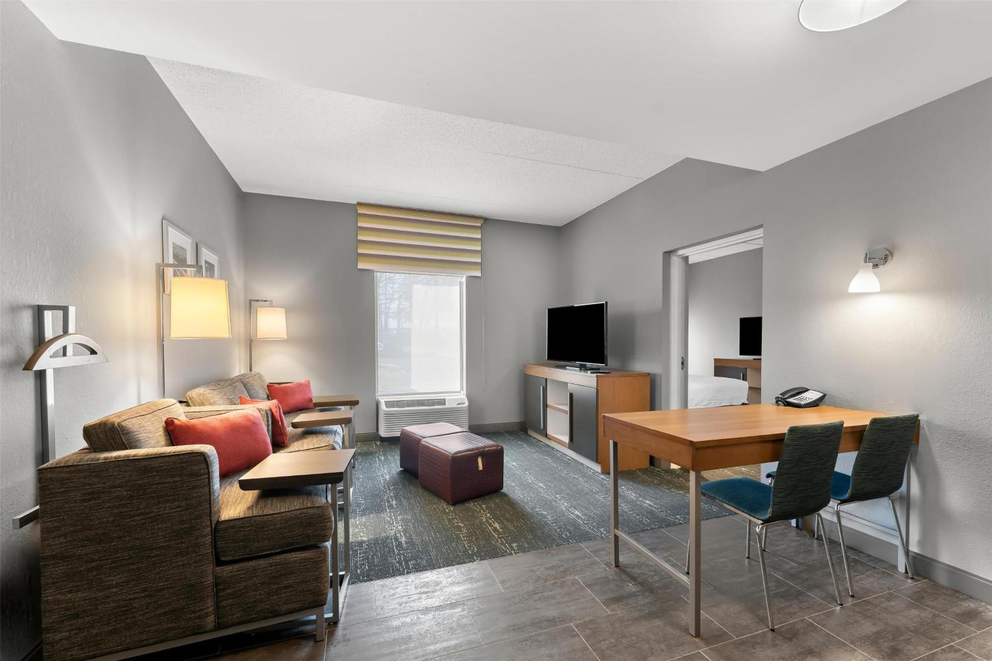 Hampton Inn & Suites Newtown Yardley Ngoại thất bức ảnh