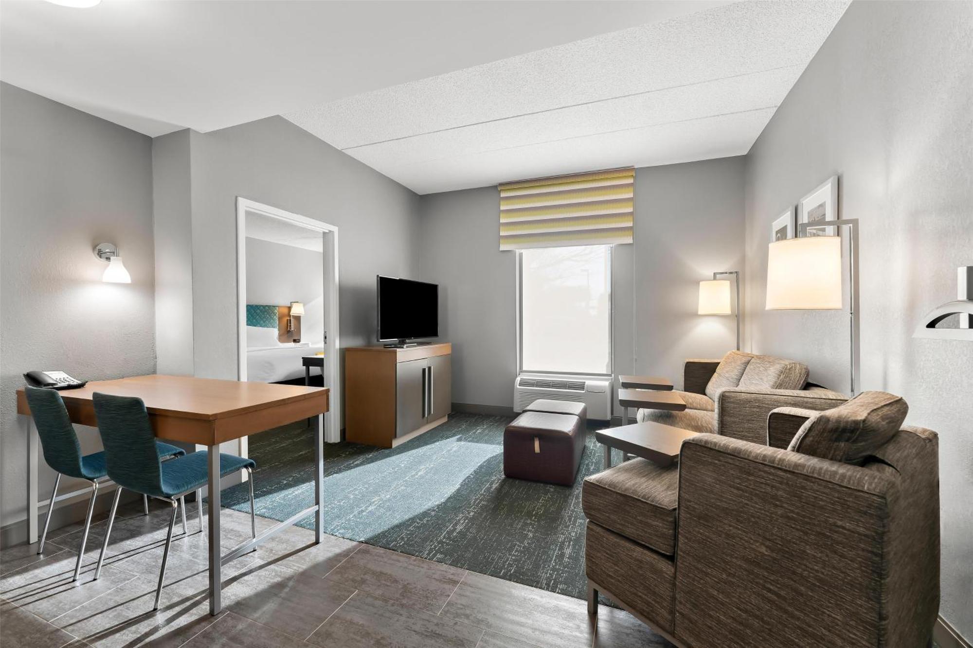 Hampton Inn & Suites Newtown Yardley Ngoại thất bức ảnh