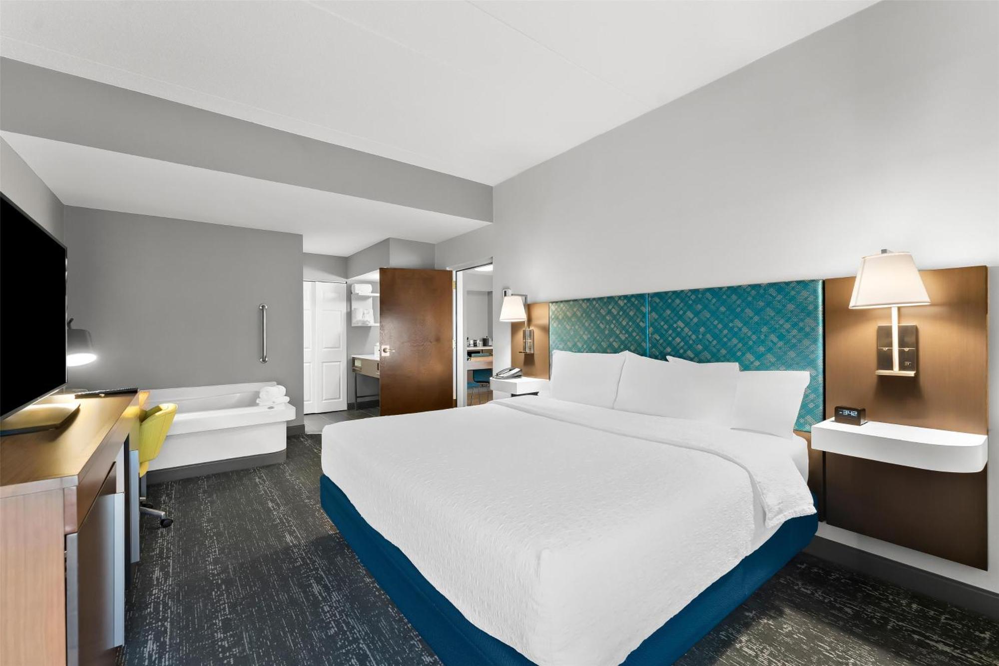 Hampton Inn & Suites Newtown Yardley Ngoại thất bức ảnh